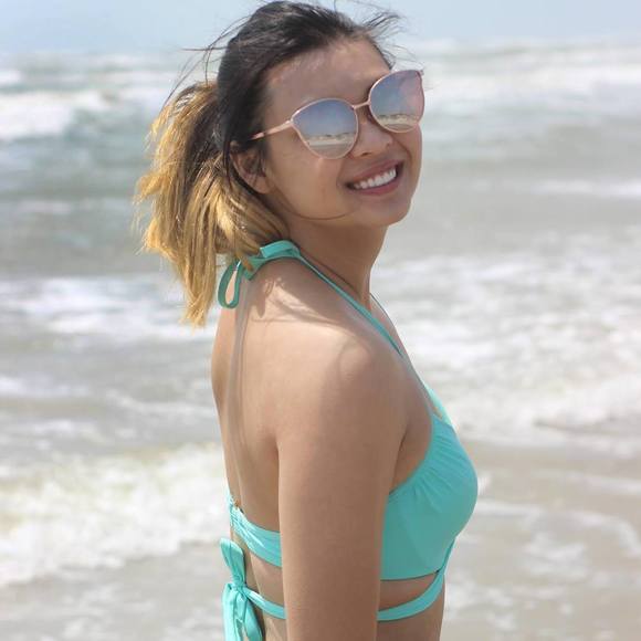 Meet your Posher, Danielle - Picture 1 of 1